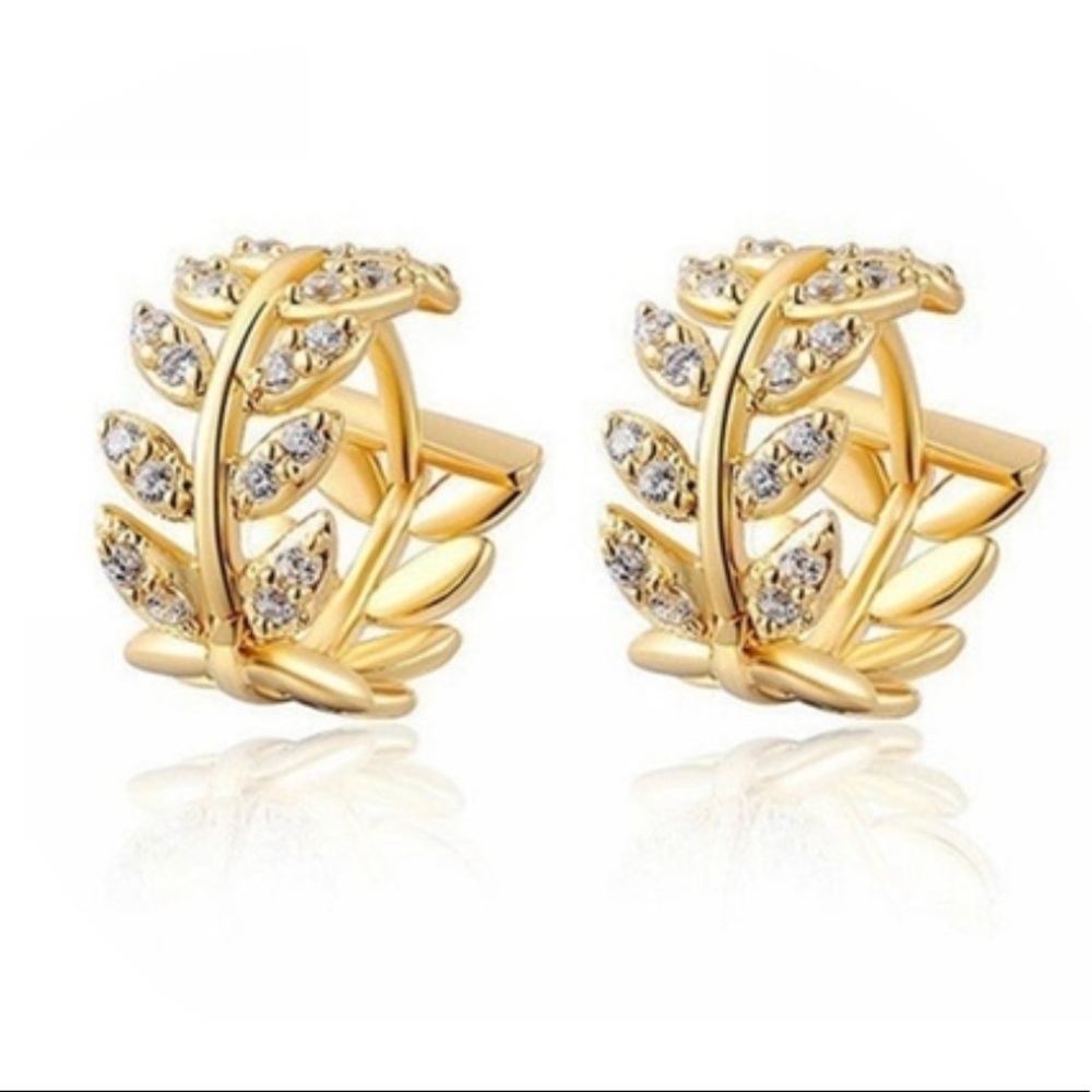 Gold Diamond Leaves - Earring Clip